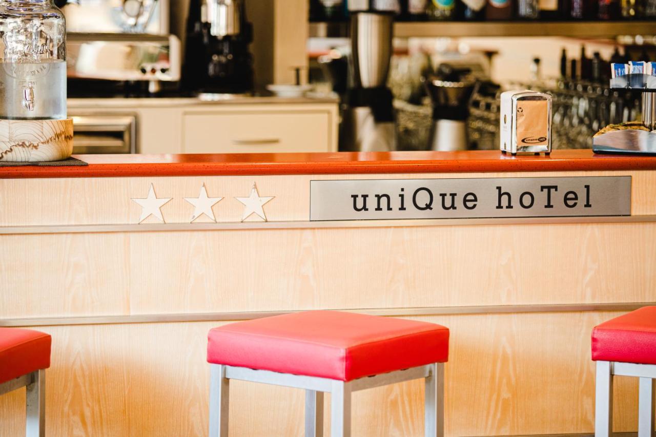 Unique Hotel Чезенатико Экстерьер фото